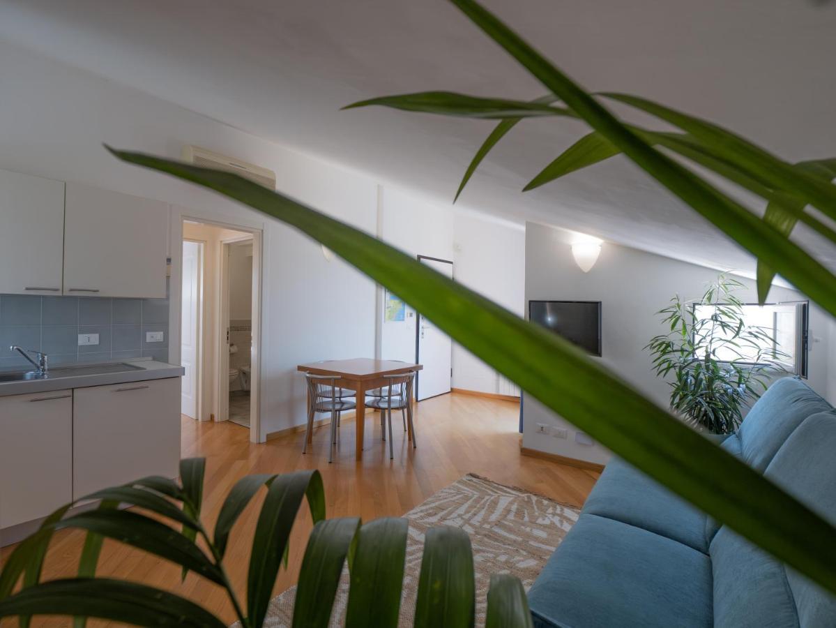 Appartamento Mimosa "A Casa Felice" Pietra Ligure Eksteriør bilde