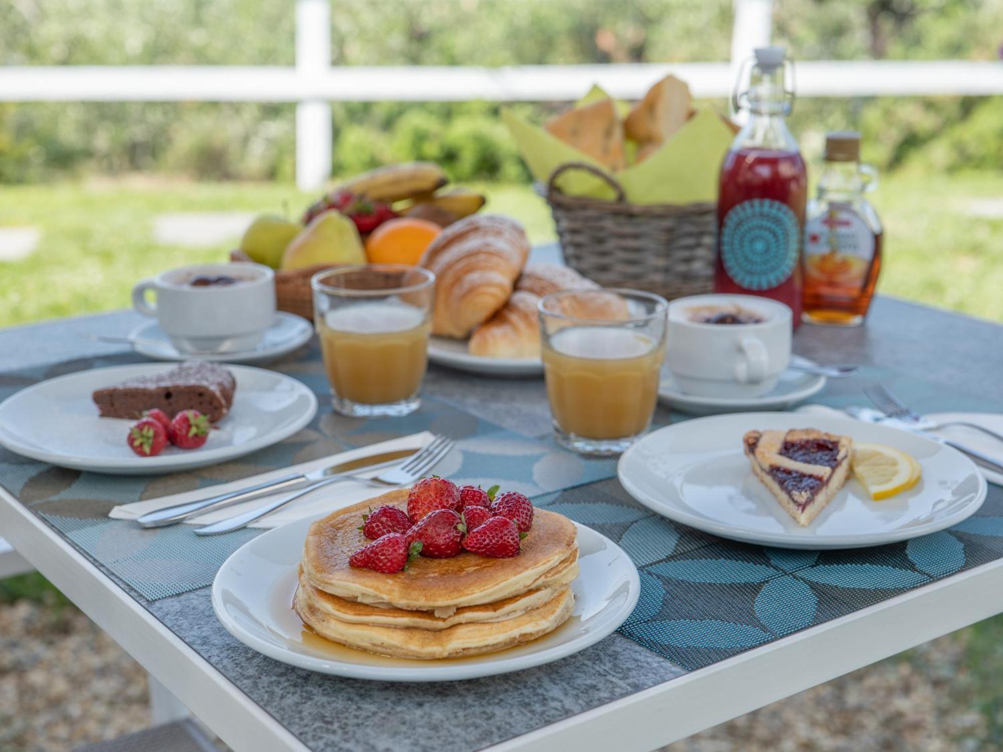 Appartamento Mimosa "A Casa Felice" Pietra Ligure Eksteriør bilde