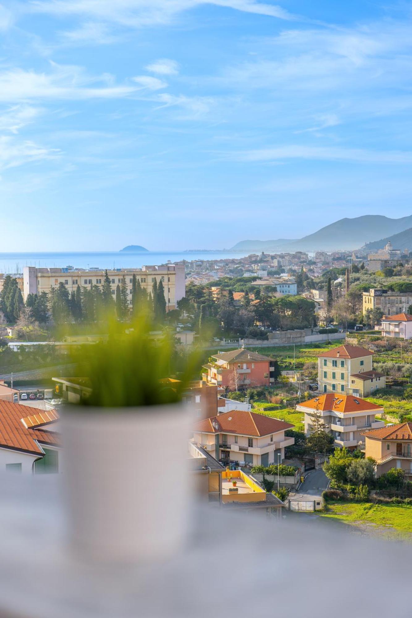 Appartamento Mimosa "A Casa Felice" Pietra Ligure Eksteriør bilde